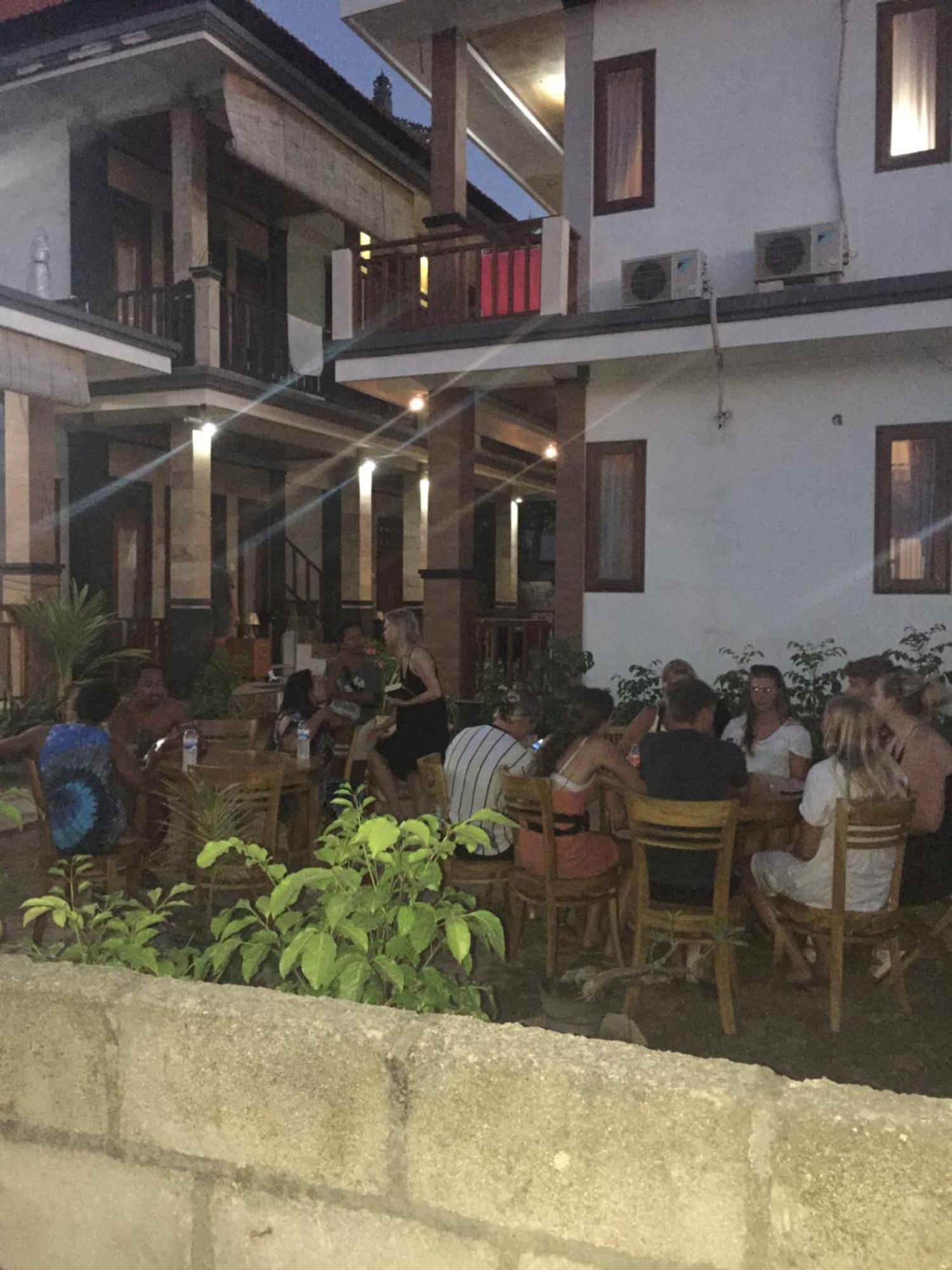 Bima Homestay Lembongan Exteriör bild